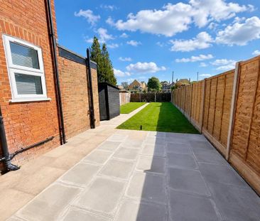 3 bedroom detached house to rent - Photo 5