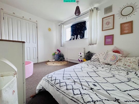 3 bedroom end of terrace house to rent - Photo 1