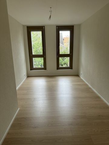 Fully renovated 5.5-room apartment - Photo 3