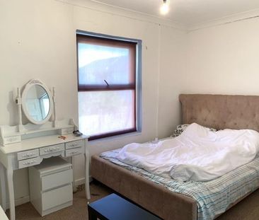 Cumrae Street, CARDIFF - Photo 3