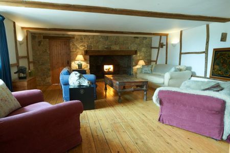 7 bedroom detached house to rent - Photo 2