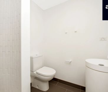 Two bedroom Elm Apartment - Photo 4