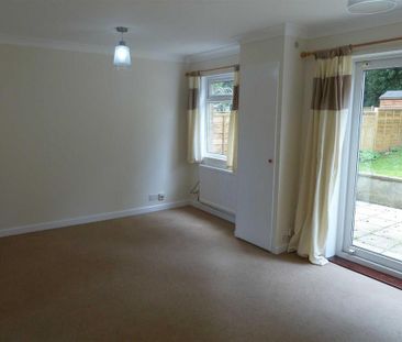 3 bedroom terraced house to rent - Photo 5