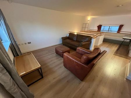 2 bedroom flat to rent - Photo 3