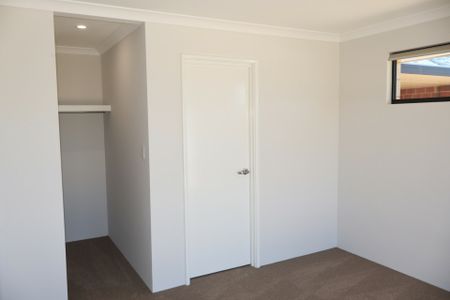 Brand New Four Bedroom Dual Living Property - Photo 3