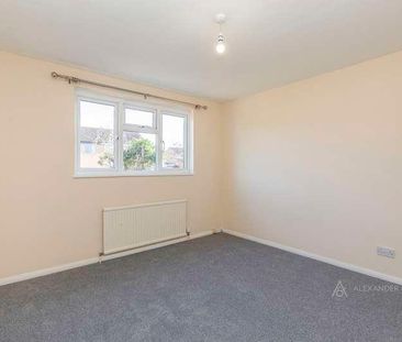 Bronte Close, Aylesbury, HP19 - Photo 5