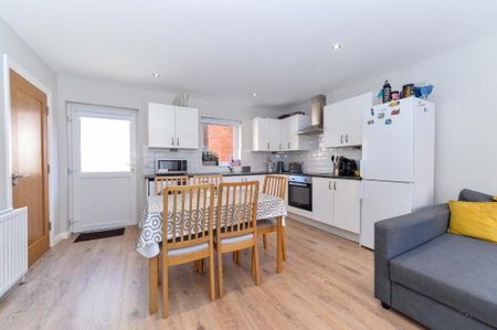 38 Delaware Street, Belfast, BT6 8ET - Photo 3