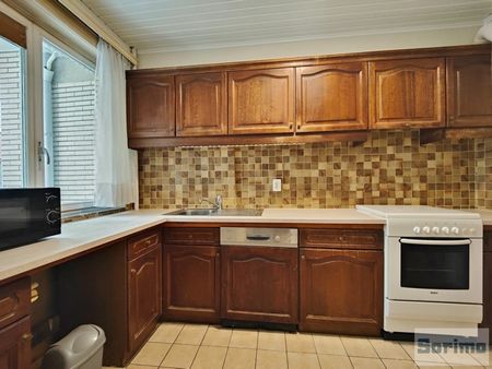 Appartement avec jardin - à louer - Photo 2