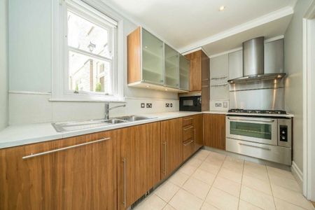 St. Michael's Mews, Belgravia, SW1W - Photo 3