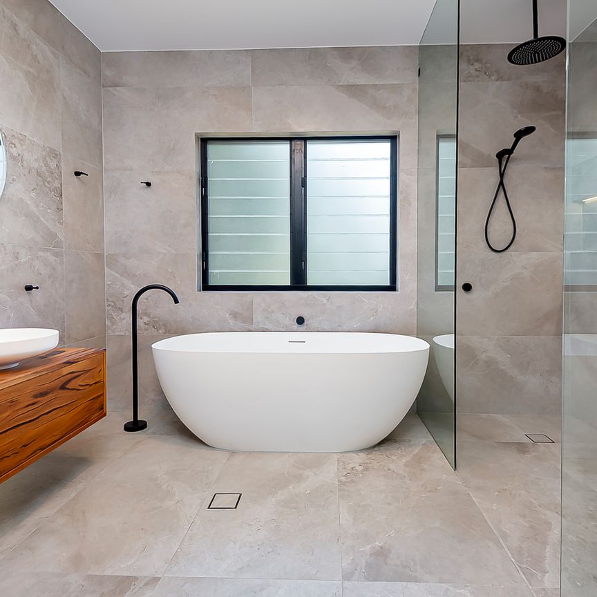 17 Natan Road, Mudgeeraba QLD 4213 - House For Rent - $1,120 | Domain - Photo 1