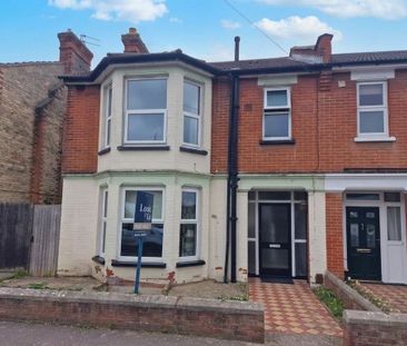 3 bedroom end of terrace house to rent - Photo 6