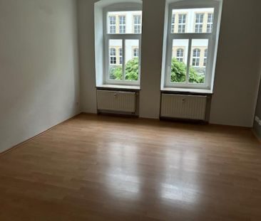 Sehr schöne & seniorengerechte 3 Zimmer-Wohnung mit Terrasse! - Photo 1