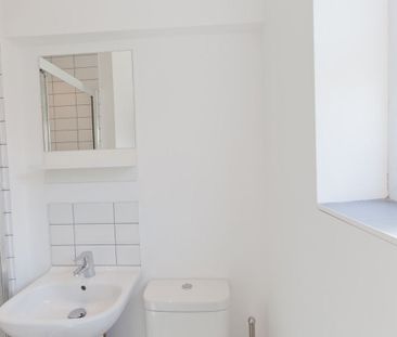 Room in a Shared House, Brigham Road, RG1 - Photo 6
