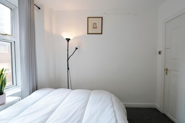 Room in a Shared House, Park West, W2 - Photo 1