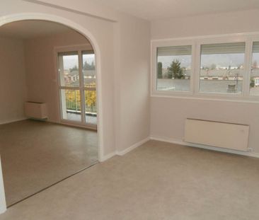 Appartement F4 avec cave et garage à louer à TAIN L'HERMITAGE - Photo 2