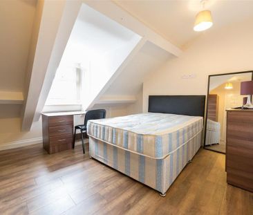 4 bedroom maisonette to rent - Photo 6