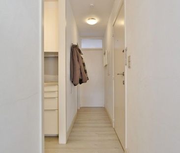 Knus appartement met 1 slaapkamer in het centrum van Hasselt - Photo 2