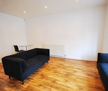2 Bed - Breamish Quays, Quayside, Newcastle - Photo 4