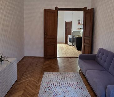 Pronájem bytu 1+1 49 m² - Photo 1