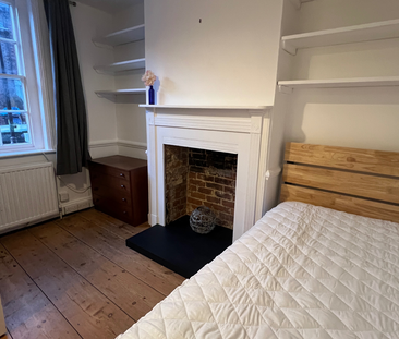 Stunning Period Property in the Heart of the City Basement - Photo 6