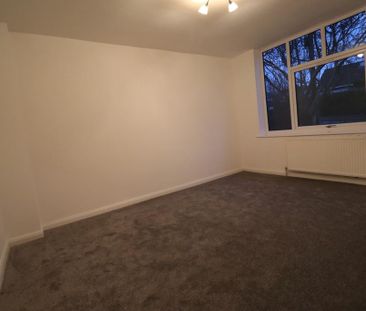 4 bedroom detached bungalow to rent - Photo 6