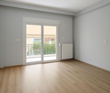 Ανακαινισμένο διαμέρισμα 150τμ στην Νέα Παραλία - Photo 2