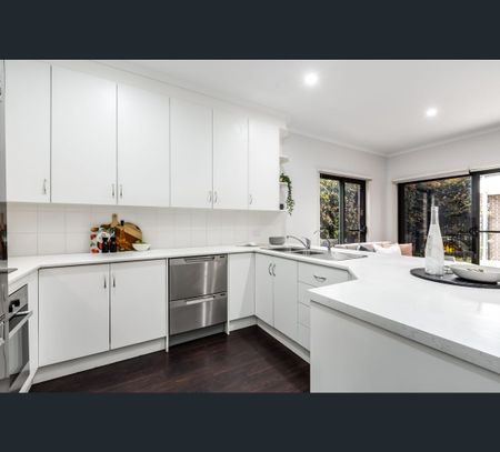 13 Charles Mathews Cir, St Clair, SA 5011 - Photo 4
