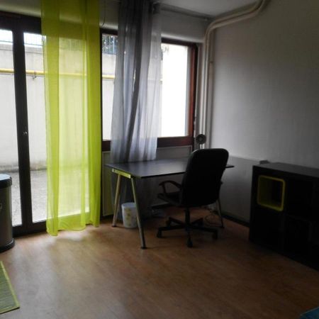 Location Appartement 1 pièce 23m² BORDEAUX 33800 - Photo 3