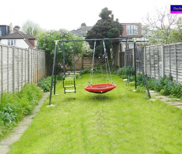 4 bedroom terraced house to rent - Photo 6