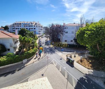 Apartment T3 in Carcavelos e Parede, Cascais - Photo 5