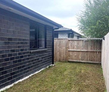 Near New Duplex 2 Bedroom in Papamoa - Photo 5