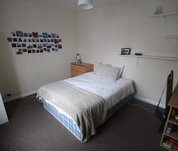 5 bedroom semi-detached house to rent - Photo 6