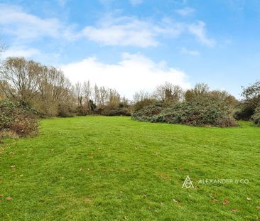 2 bedroom terraced house to rent - Photo 6