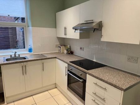 Doncaster Road, Wath Upon Dearne, S63 7AL - Photo 5