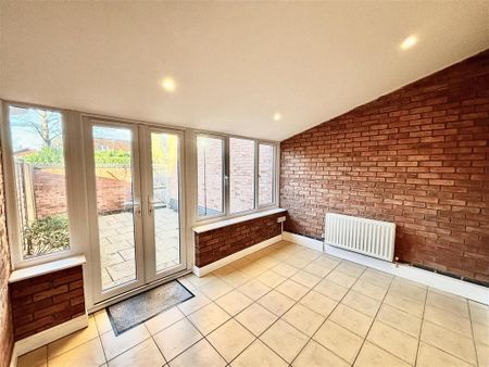 2 bedroom terraced house to rent - Photo 2