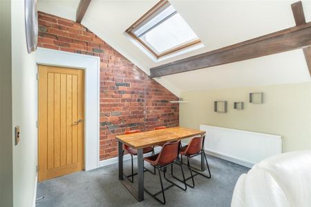 2 bedroom apartment to rent - Photo 4