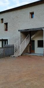 Location Appartement 2 pièces 56m² LUGNY 71260 - Photo 3