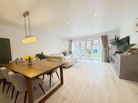 Simpson Close, Maidenhead, SL6 - Photo 5