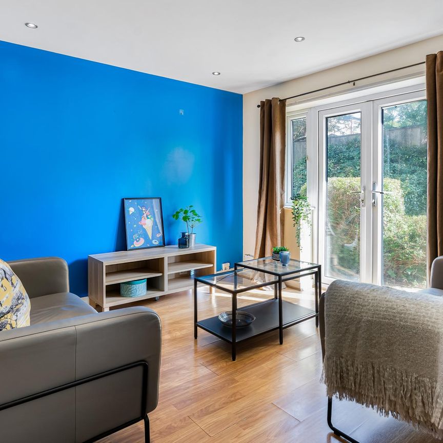 V2 VICTORIA TERRACE Leeds - LS3 1BX - Photo 1