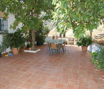 Villa For Long Term Rental In Frigiliana - Photo 4