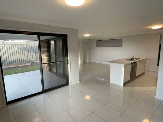 4 Bedroom Family Home - Photo 1