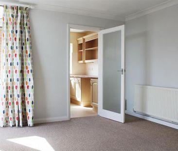2 bedroom apartment to rent - Photo 6