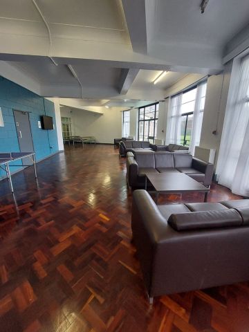 Room in a Shared House, Montgomery House, M16 - Photo 2