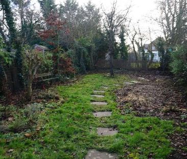 Bedford Road East, Yardley Hastings, NN7 - Photo 6