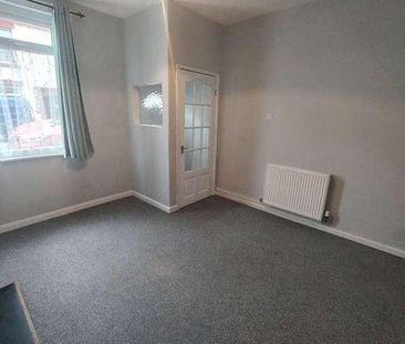 Dominion Street, Walney Island, LA14 - Photo 3