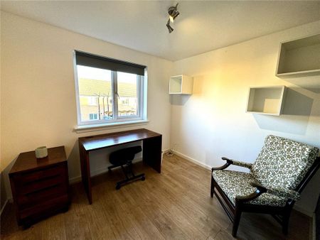 3 bedroom detached house to rent - Photo 5