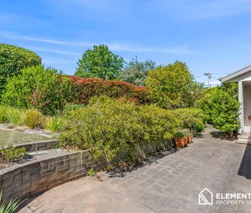 10 Breona Pl, Lyons ACT 2606 - House For Rent | Domain - Photo 6