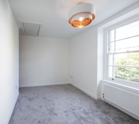 4 bedroom terraced house to rent - Photo 4