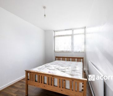 3 bedroom end of terrace house to rent - Photo 3