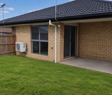 Comfortable Family Living with Easy Everyday Convenience - Photo 3